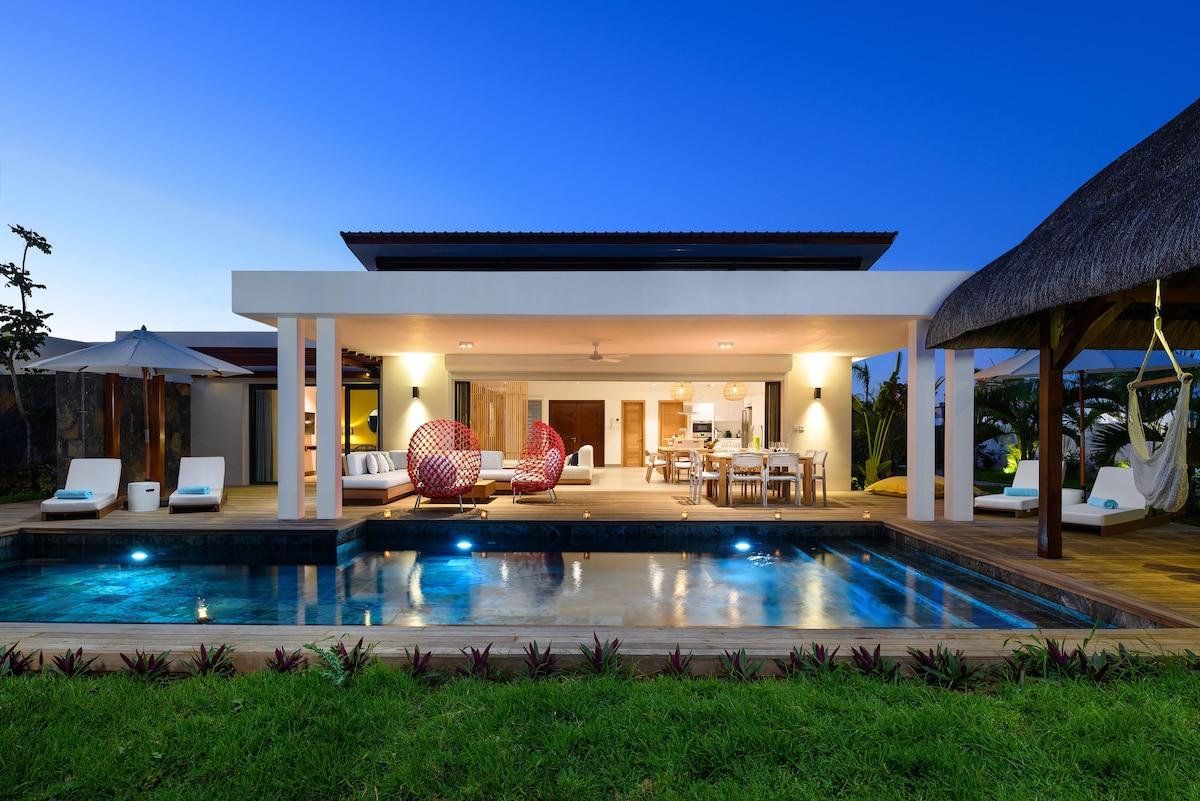 Sankhara Luxury Private Beach Villas thumbnail 7
