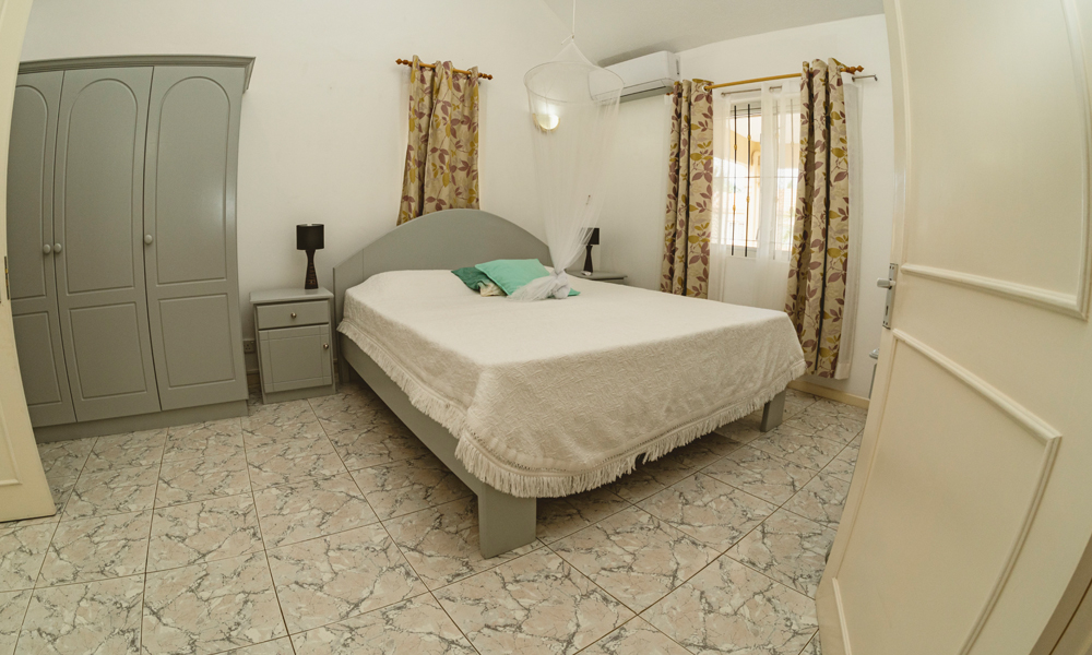 Gold Coast Villa thumbnail 13
