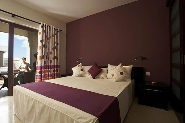Grand Bay Suites thumbnail 3