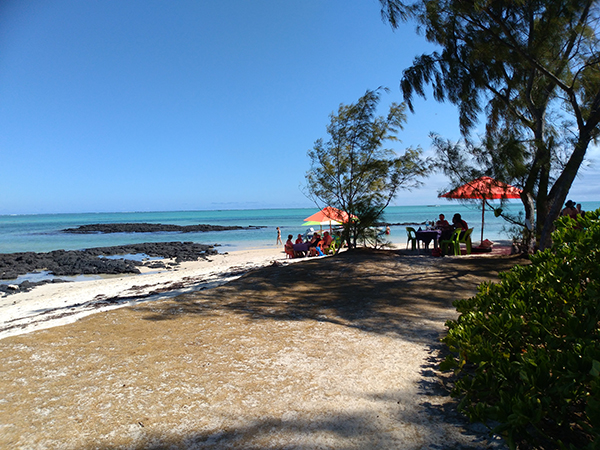 Speed Boat Trip Mauritius thumbnail 5