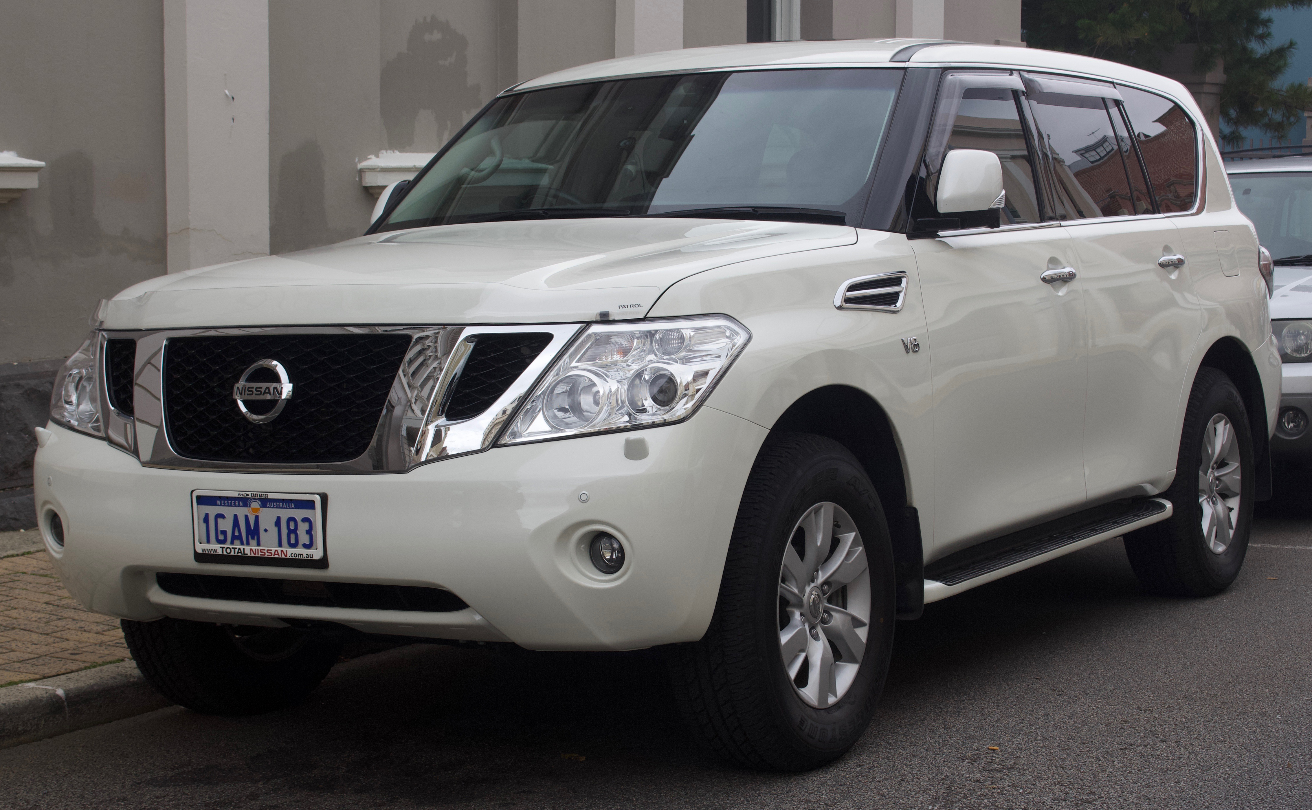 Nissan Patrol Safari - Yemaya Adventures
